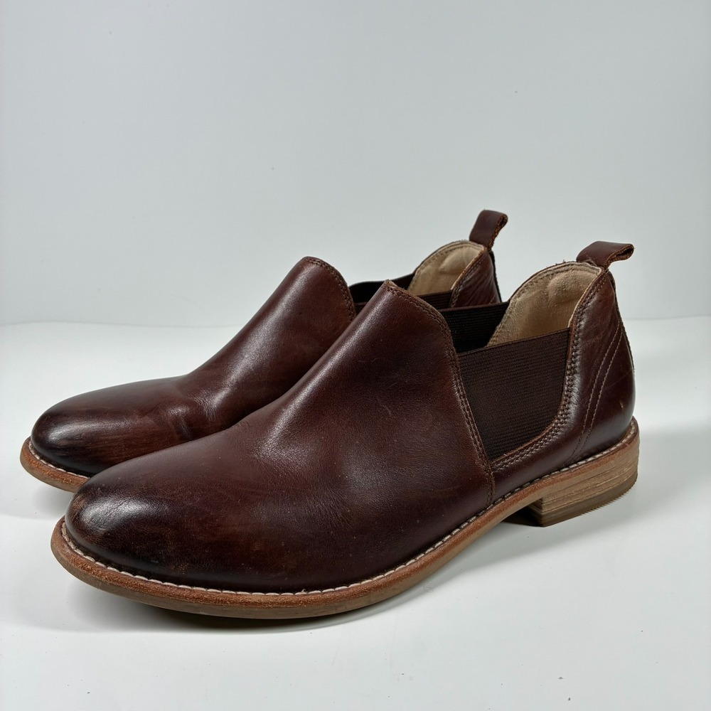 Clarks Edenvale Page Women's 9M Dark Tan Leather Slip-On Chelsea Bootie Loafers